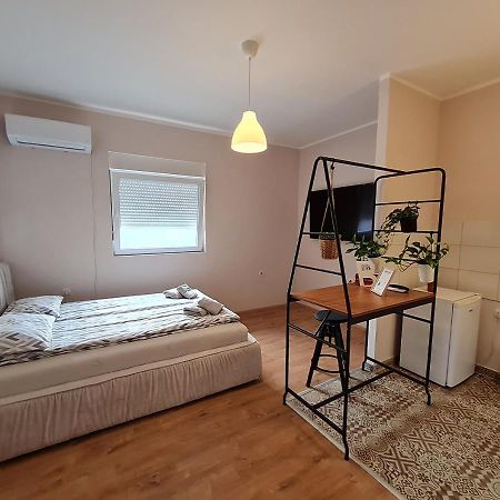 Apartmani Зренянин Экстерьер фото
